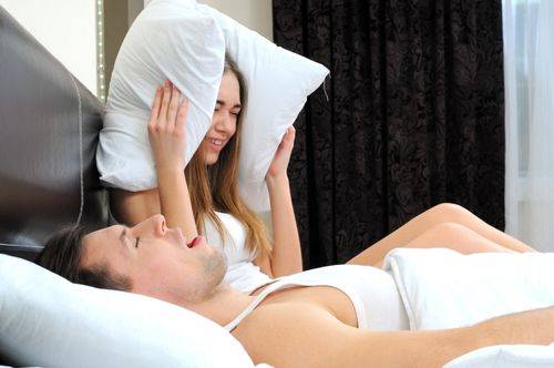 Why stop snoring couple in bed